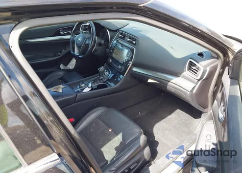 2017 Nissan Maxima 3.5 Sr z USA, uszkodzony, nr VIN 1N4AA6AP2HC368499